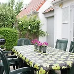 In Near * Le Coq