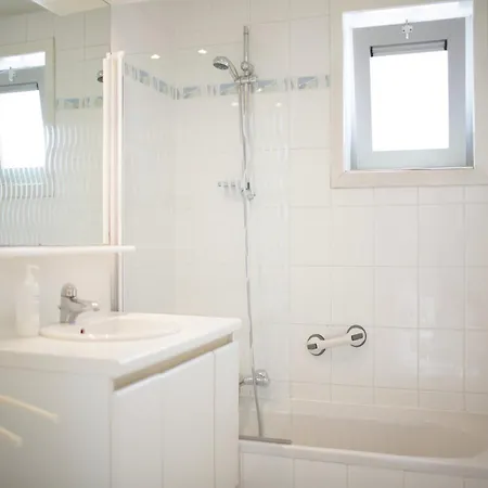 In Near Дом отдыха Де-Хаан