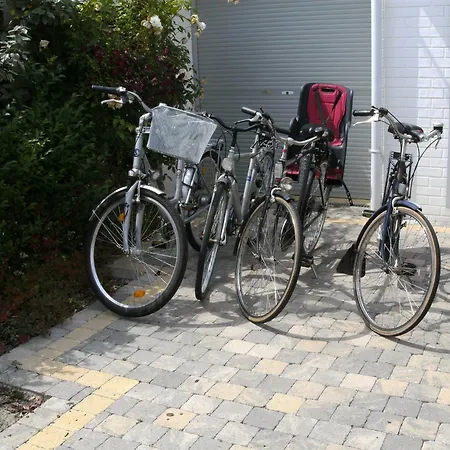 Dom wakacyjny In Near De Haan